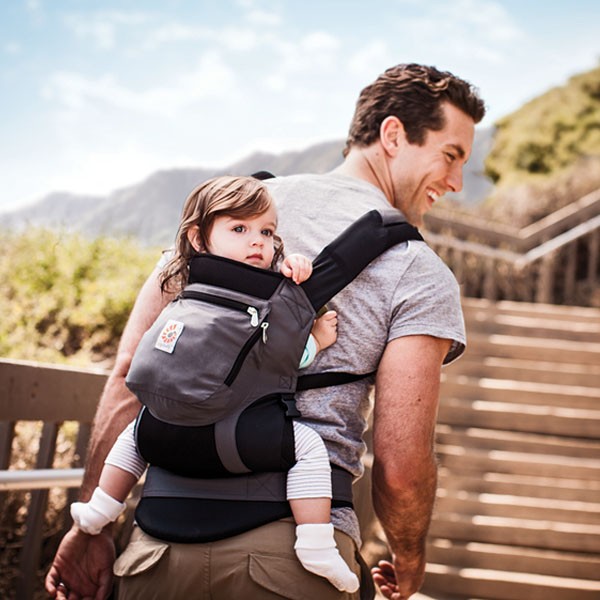 ergobaby performance bundle of joy baby carrier